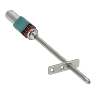 Nozzle holder with oil preheater