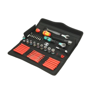 Tool set for maintenance work