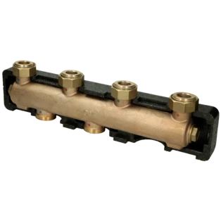 Distribution manifold with insulation for 2 boiler connection systems