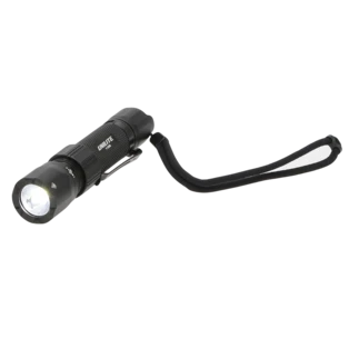 Dual-Power flashlight 1,400 lumens